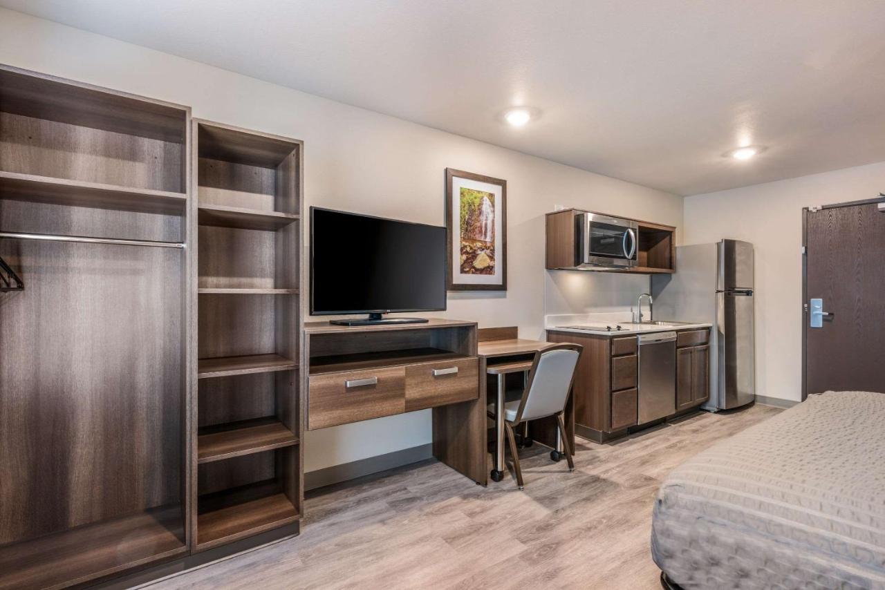 Woodspring Suites Линден Экстерьер фото