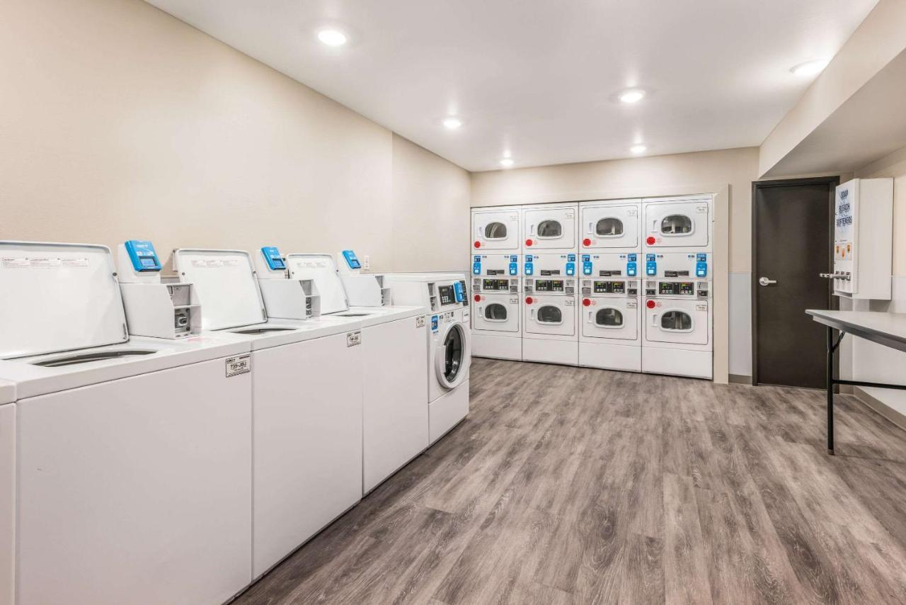 Woodspring Suites Линден Экстерьер фото
